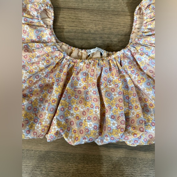 Zara Puff Sleeve Floral Cropped Top-Size Small - Picture 2 of 5